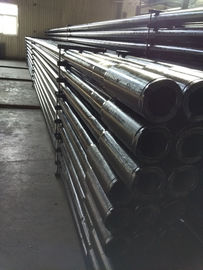 Pengeboran Minyak 4 &quot;Threaded Steel Rod Pipe Panjang R3 13.5 Meter NC40 S135 TC2000
