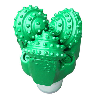Hard Rock 6 3/4 "IADC 632 Blasthole Tricone Drill Bit Untuk Mesin Pengeboran Minyak