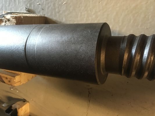 ST58 ST68 Threaded Bor Rod Untuk Rock and Mining Bor Mesin, 76 / 87mm Diameter