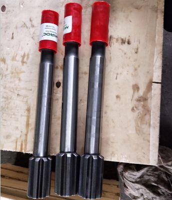 Panjang 435 - 640mm Bor Shank Adapter Atlas Copco Cop1440 / 1838 Untuk Mengunci