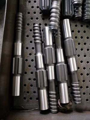 Panjang 381mm Bor Bit Shank Adapter Dengan Benang R32 / R38 / T38 / T45