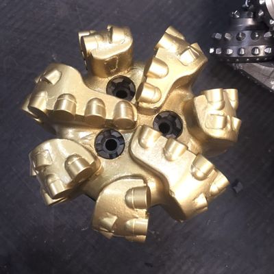 Sumur Air / Gas Sumur Minyak Pengeboran PDC Bit 3 - 6 Blades Matrix Body / Steel Body